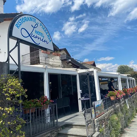 The Rose - Front Apartment *