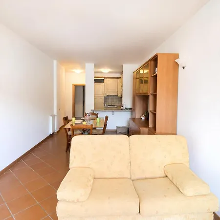 The Rose - Front Apartmán Cremia
